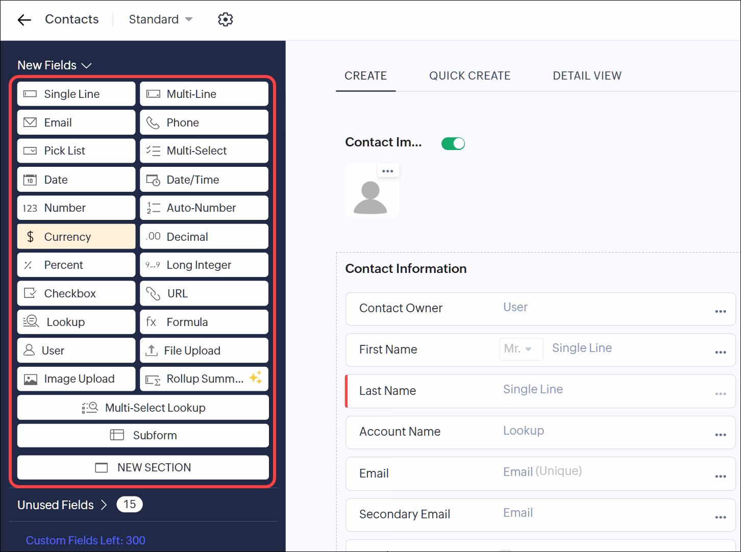 Éditeur de Zoho CRM : palette New Fields encadrée en rouge à gauche et mise en page Contacts à droite.